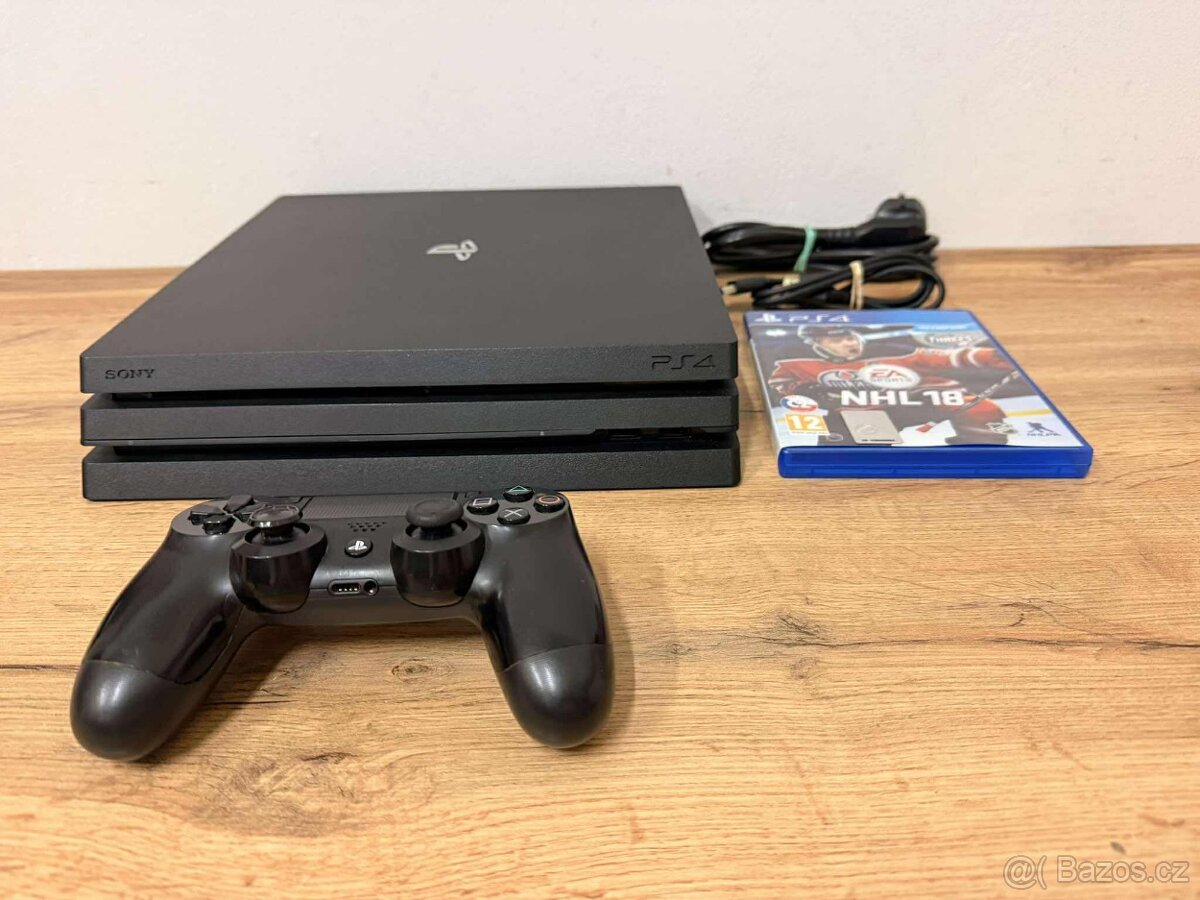 Playstation 4 Pro 1TB +1.hra