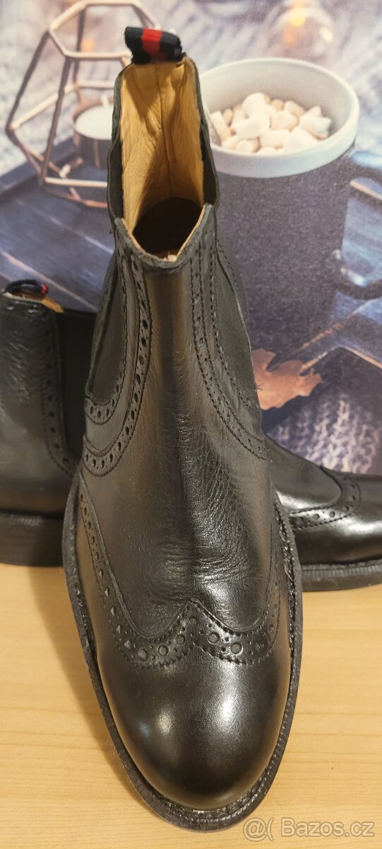 Kožené kotníkové boty