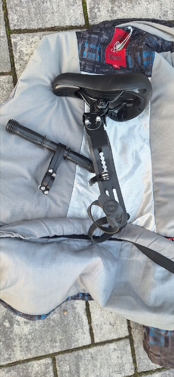 Dětská sedačka na kolo