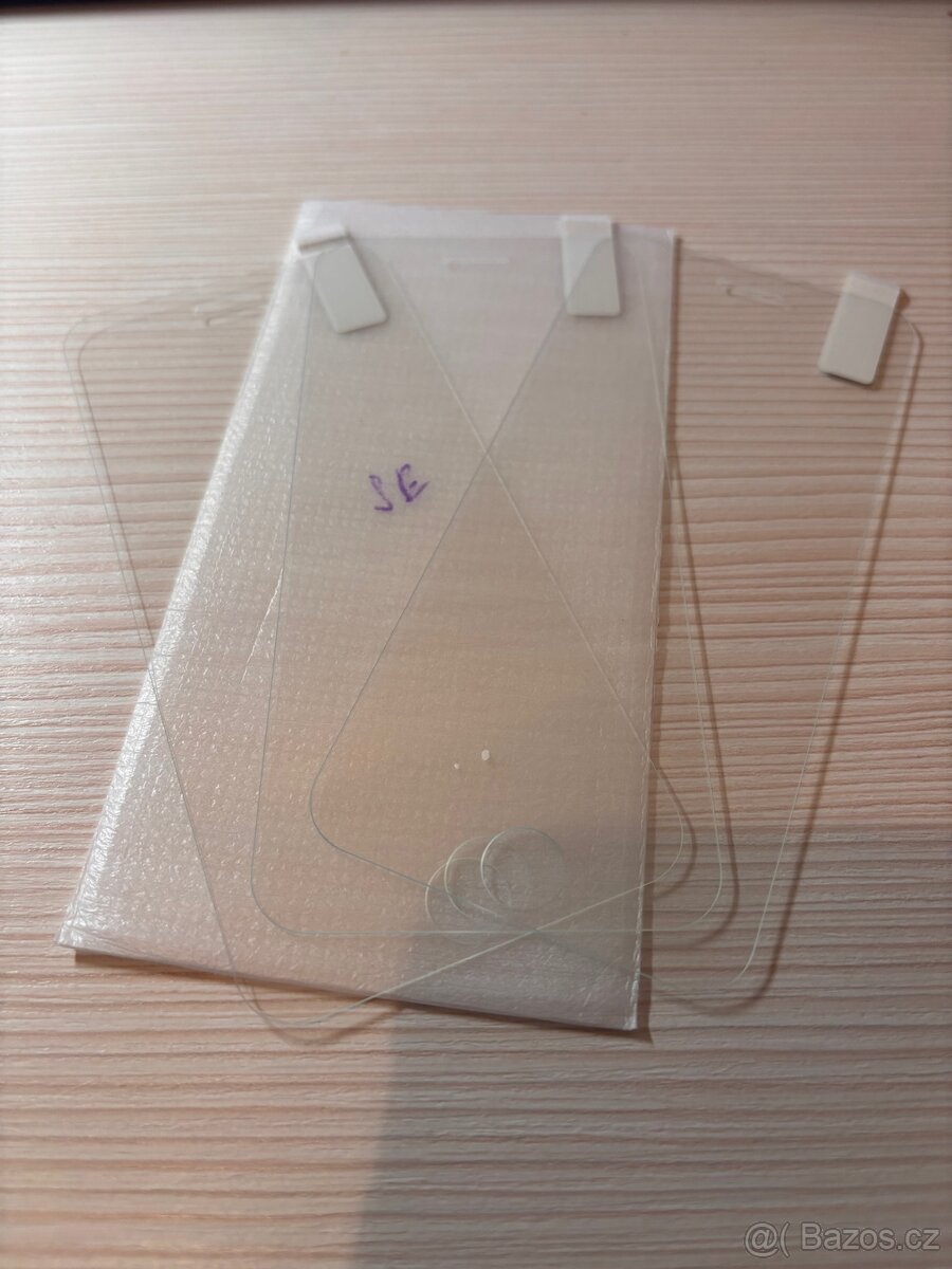 Sklo iPhone SE2020 3ks