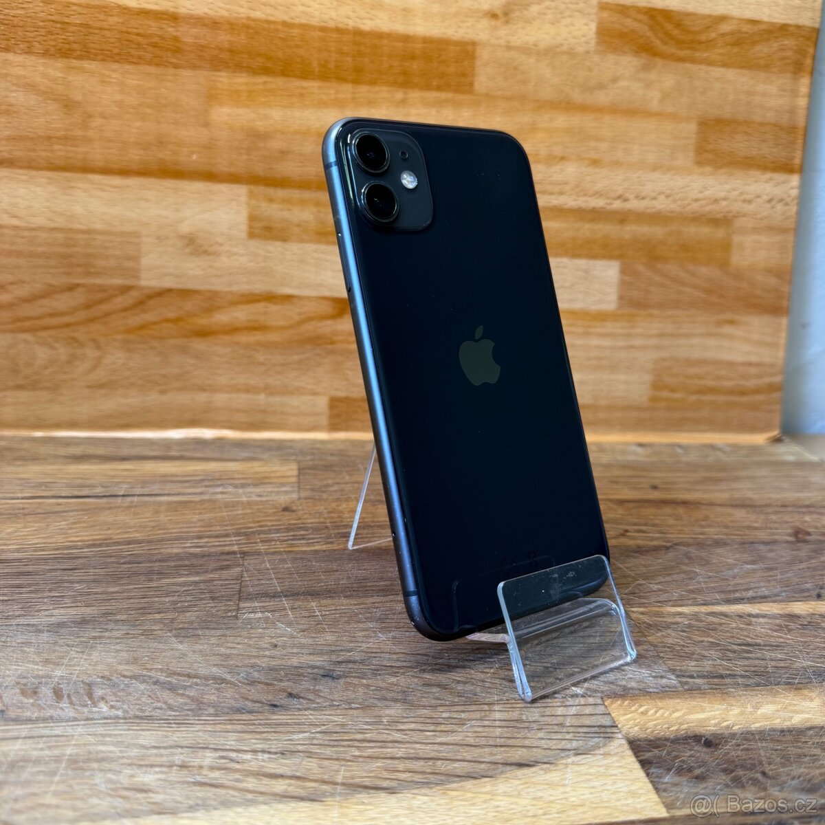 IPhone 11 64GB, černý (12 měsíců záruka)