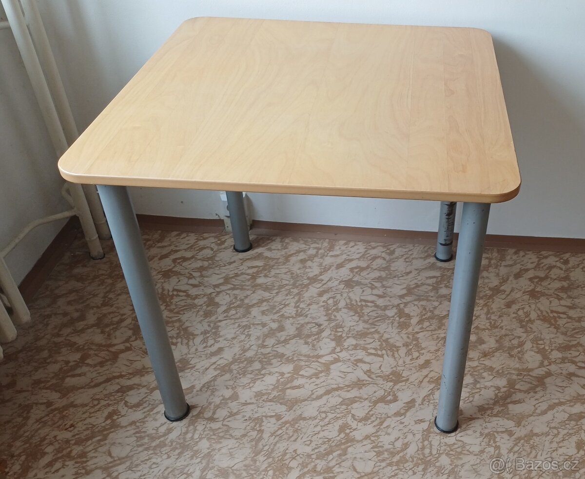 Ikea stůl 80 x 80