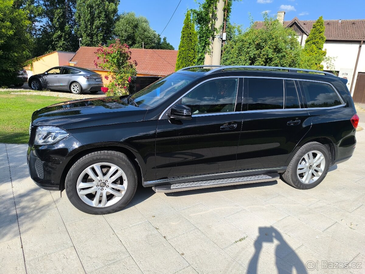 Mercedes Benz GLS400 ,7místné,v plné palbě
