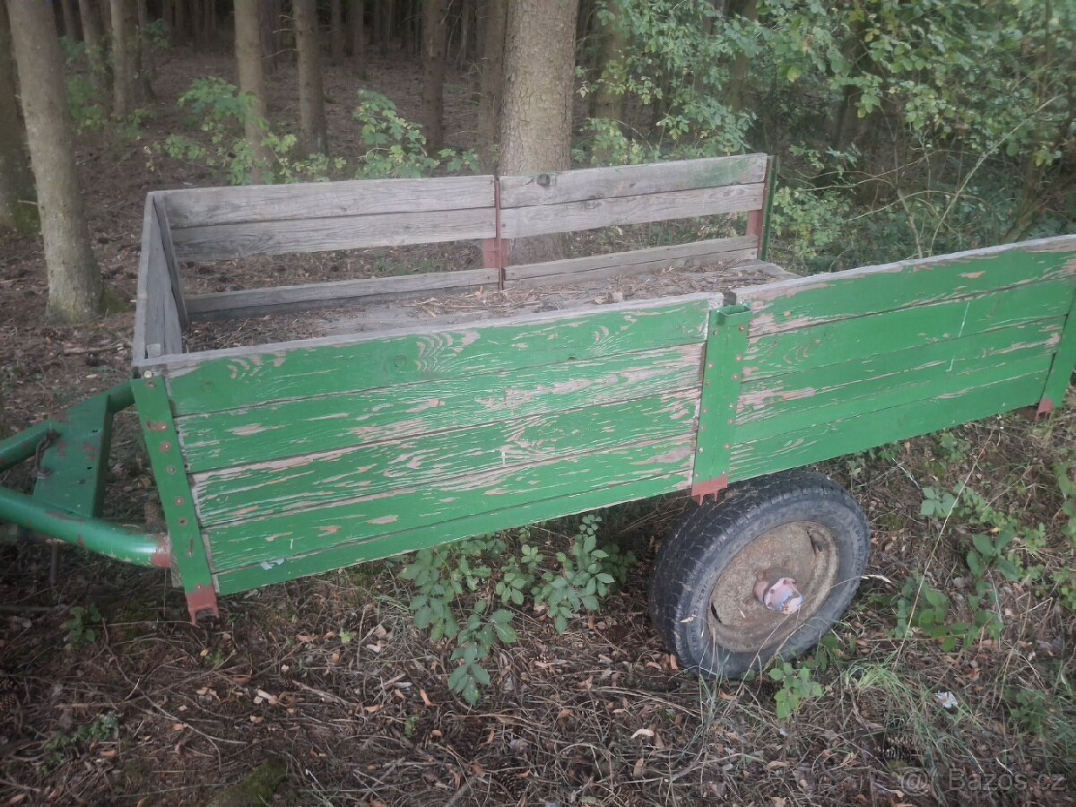 Kára za traktor
