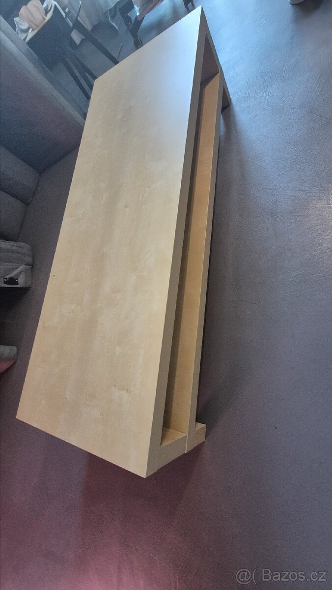 Stolek Ikea Lack