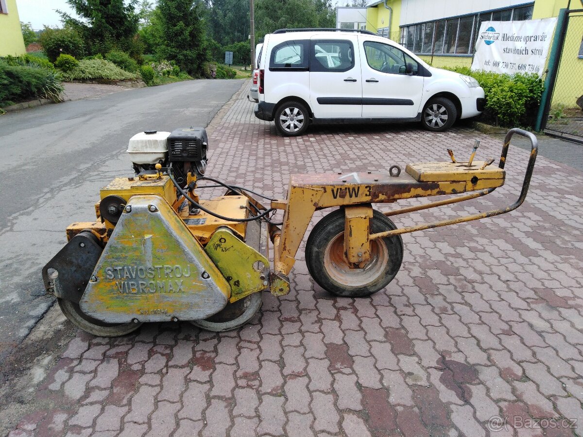 Ručně vedený válec Stavostroj VVW 3403
