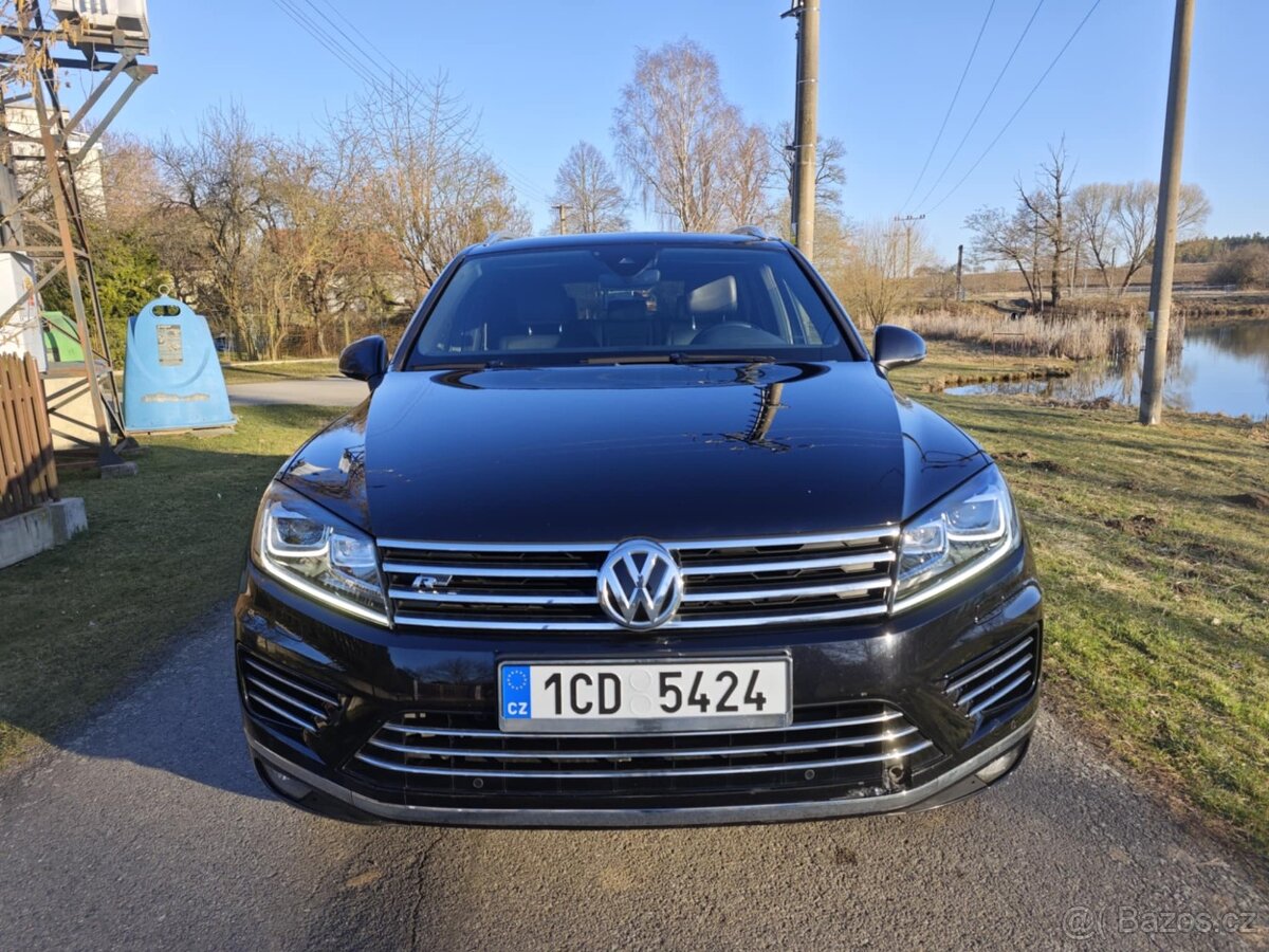 VW Touareg 3.0 TDI R-LINE 193Kw