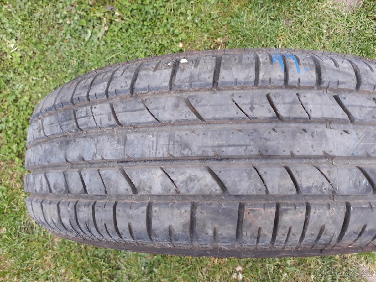 195/60/16C,205/65/16C,215/65/16C,215/75/16C,215/60/17C