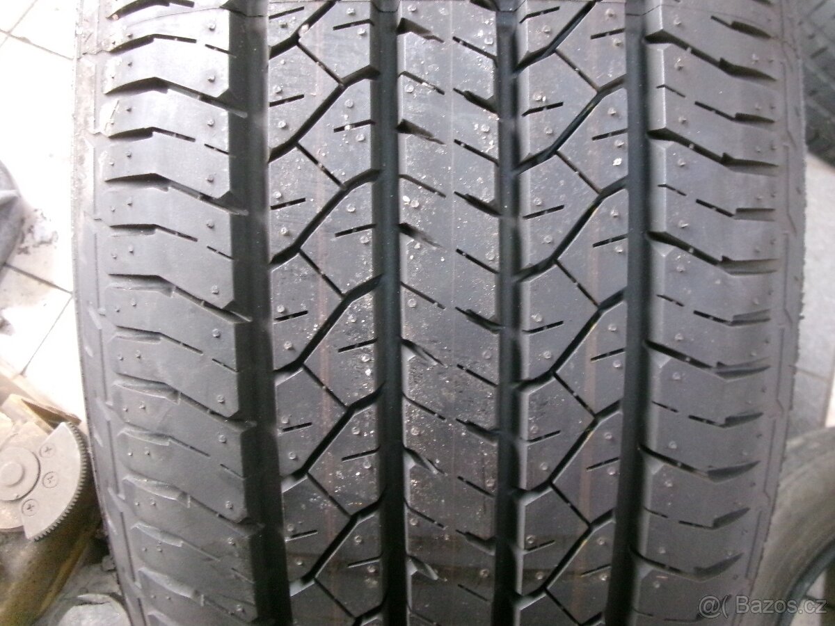 215/60 R17 DUNLOP (7,5mm) č.15598