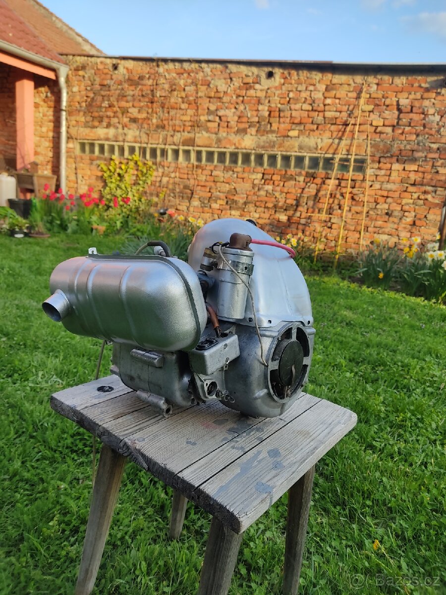 Motor Manet Tatran 125
