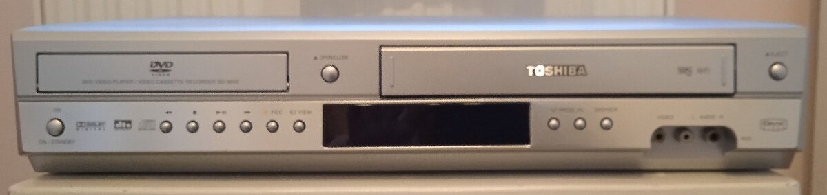 TOSHIBA SD-36VESE HiFi COMBO
