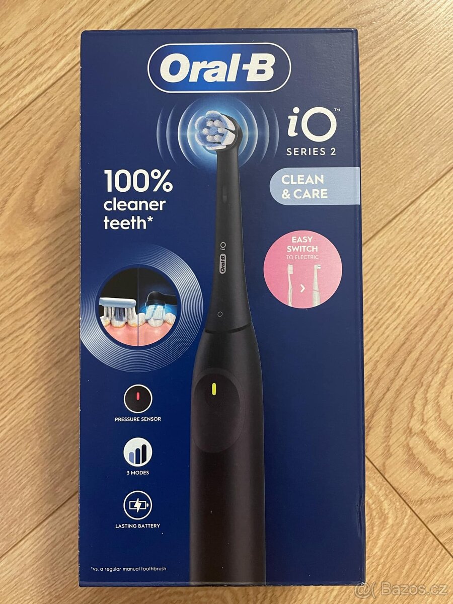 Elektrický kartáček Oral B iO2 - černý