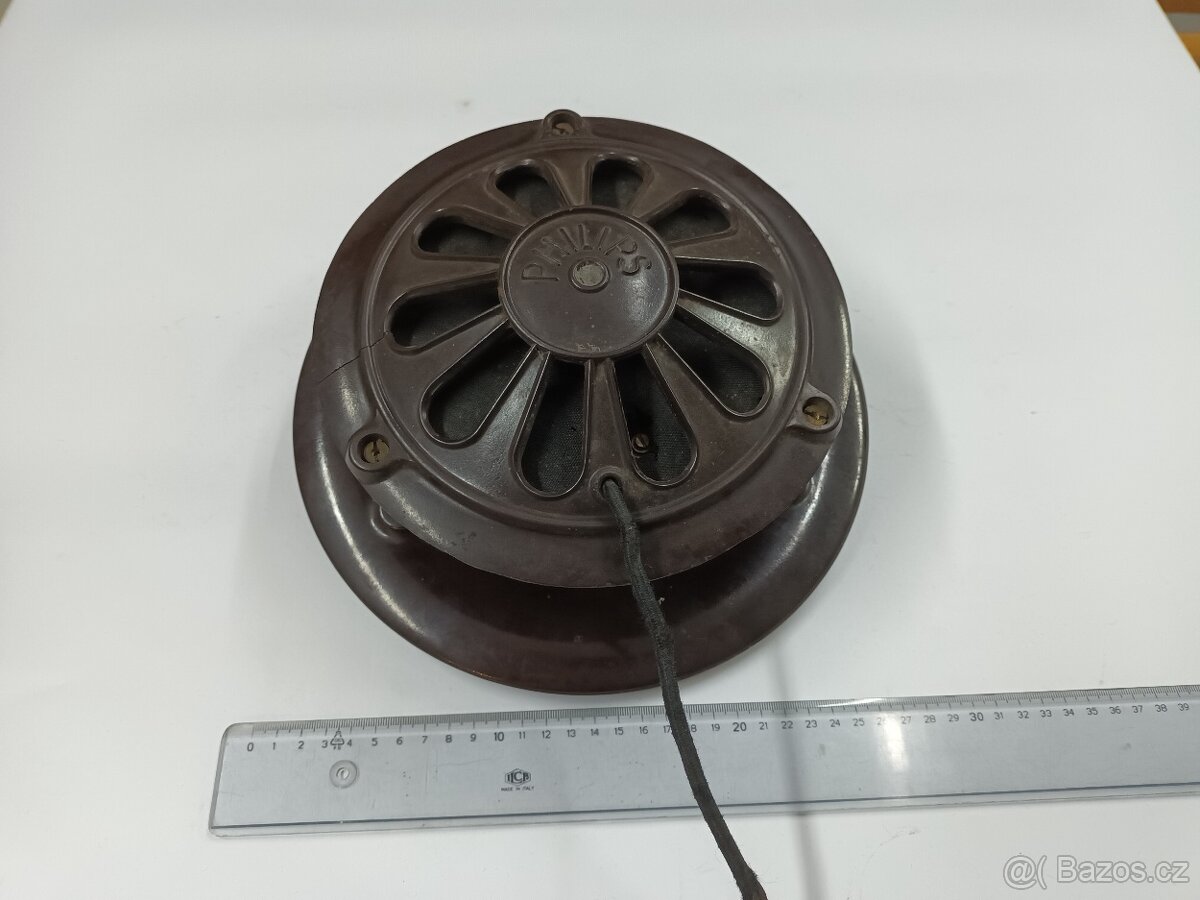 Část retro reproduktoru Philips