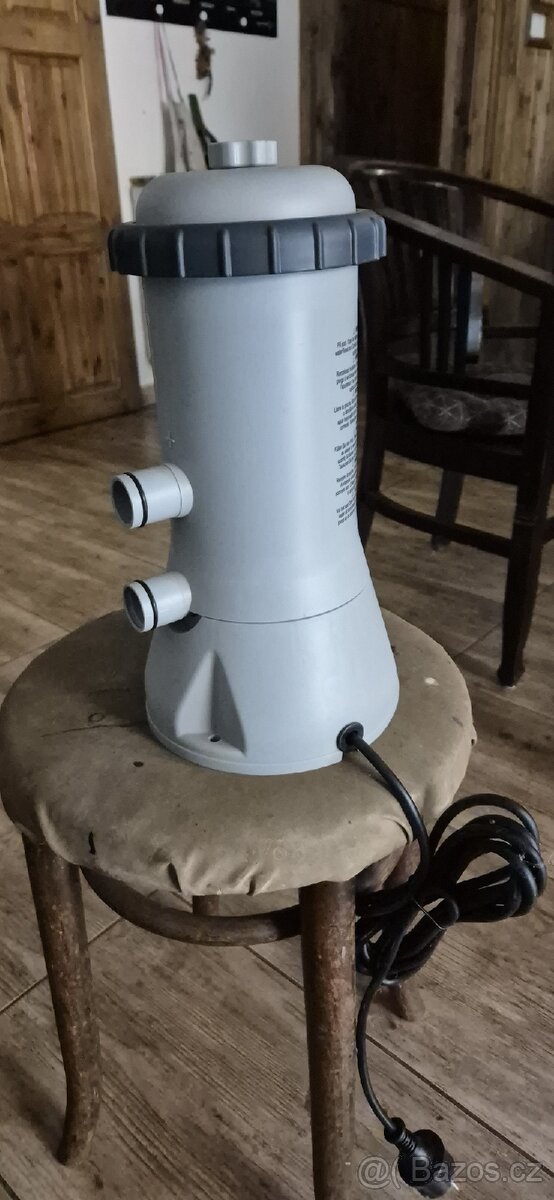 Filtrační pumpa do bazénu Intex Krystal Clear