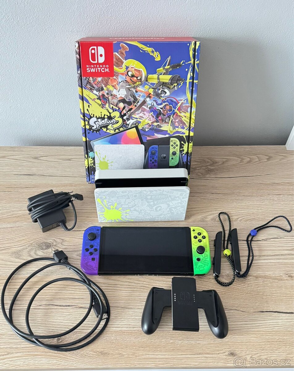 NINTENDO SWITCH OLED- SPECIAL EDITION