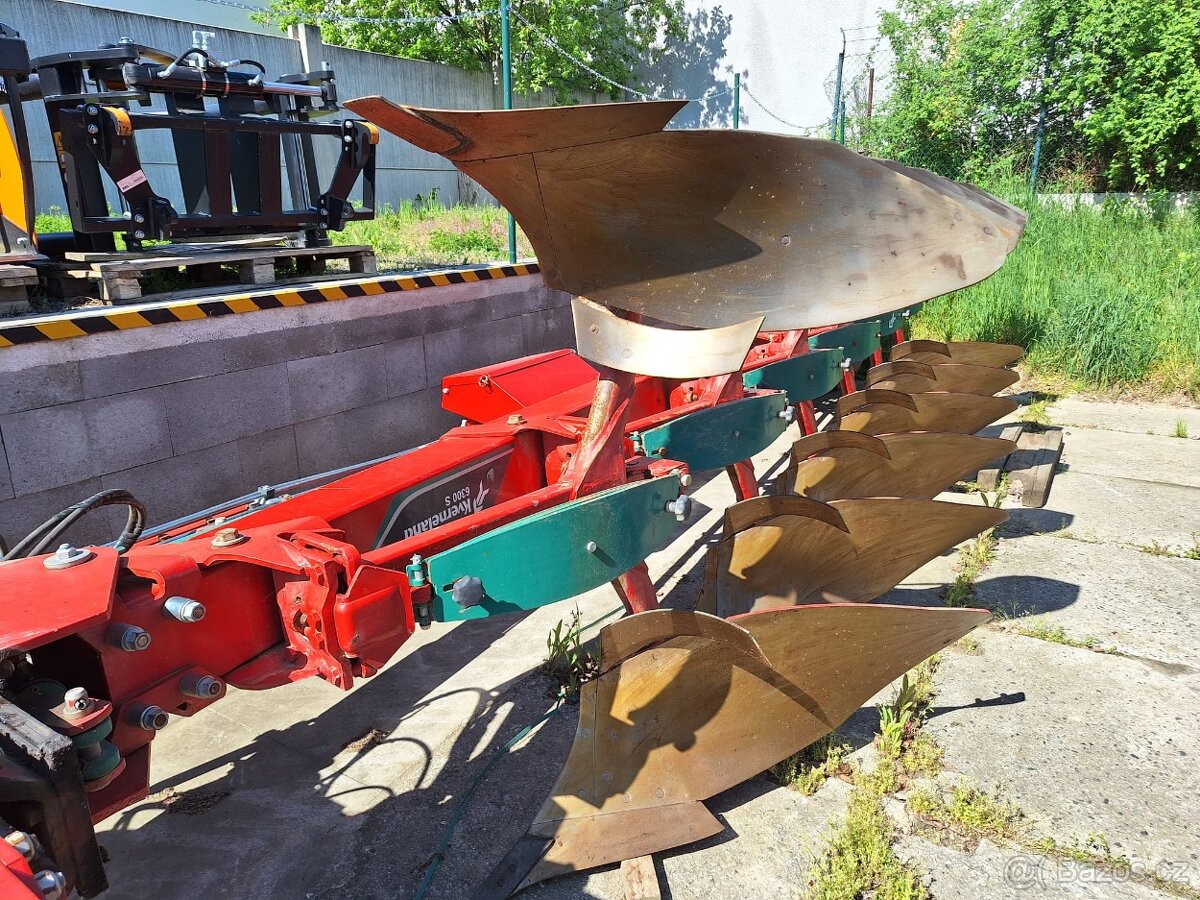 Pluh Kverneland 6300S
