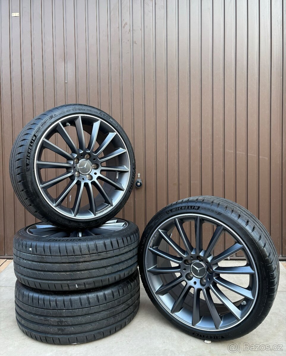 R19 A35 CLA35 Mercedes Letní Michelin 235/35 R19