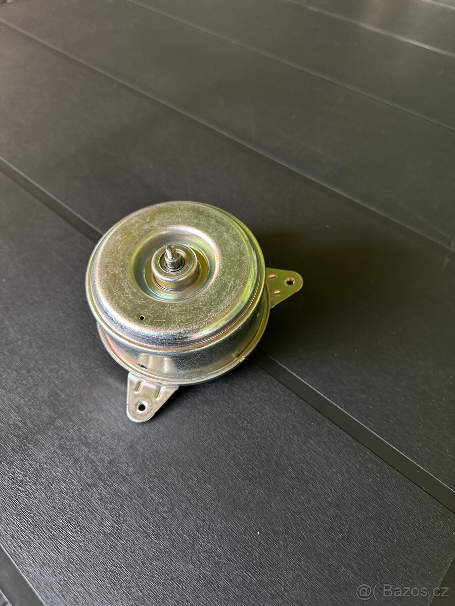 Motor Sahary (ventilátor chladiče)