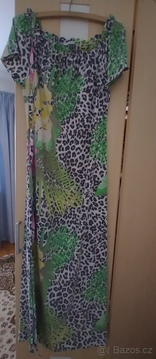Barevné letní šaty