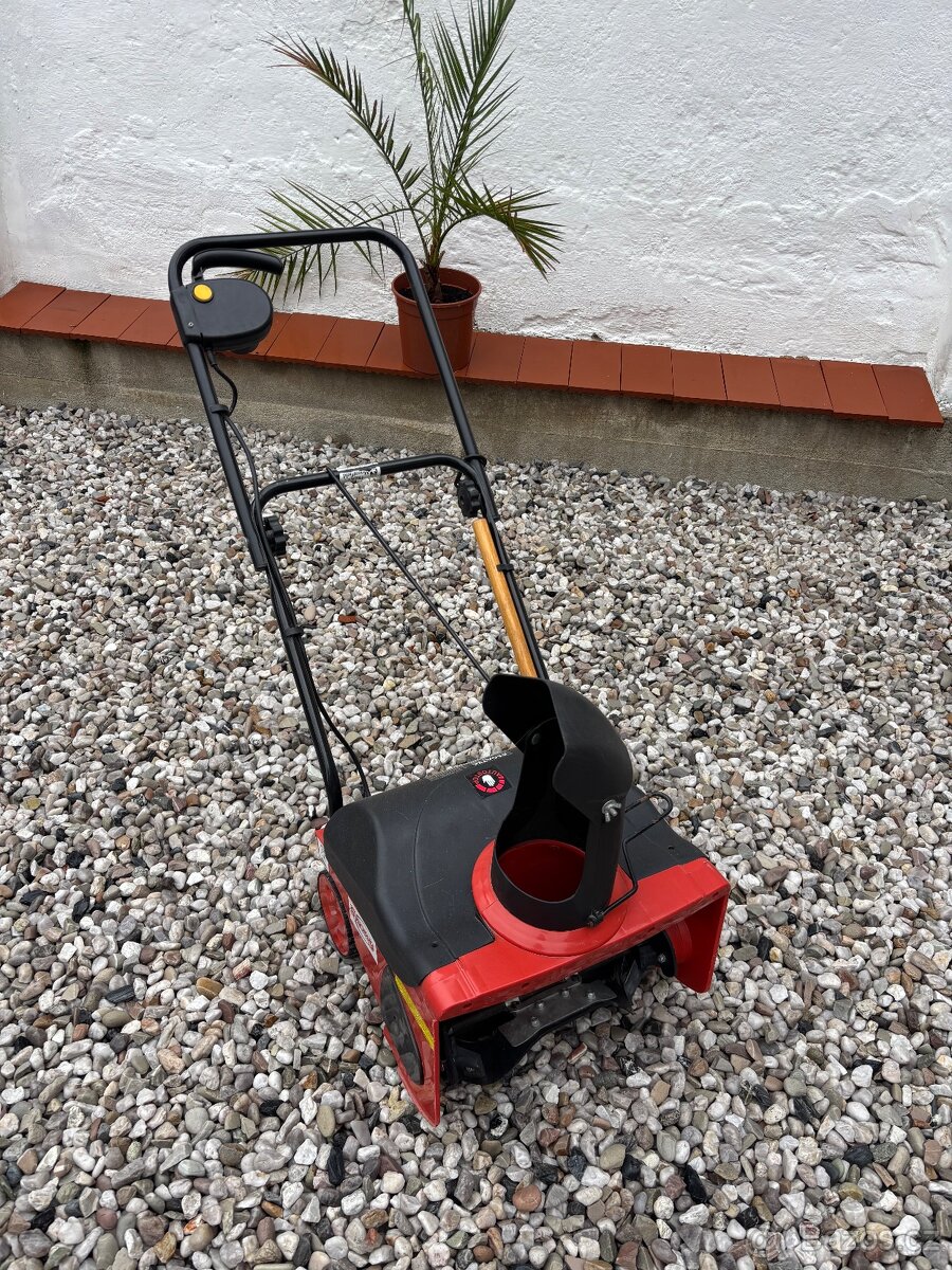 Elektrická sněžná fréza