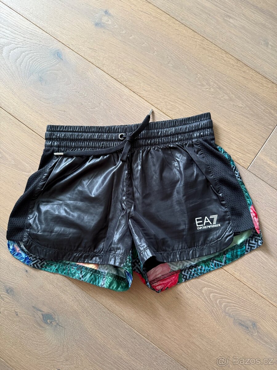 Dámské kraťasy EA7 Emporio Armani