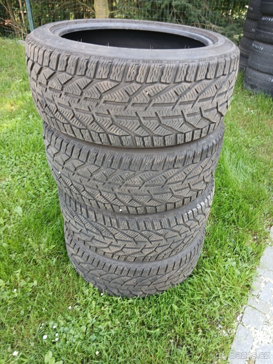 235/45/18 zimní pneu 235/45 R18