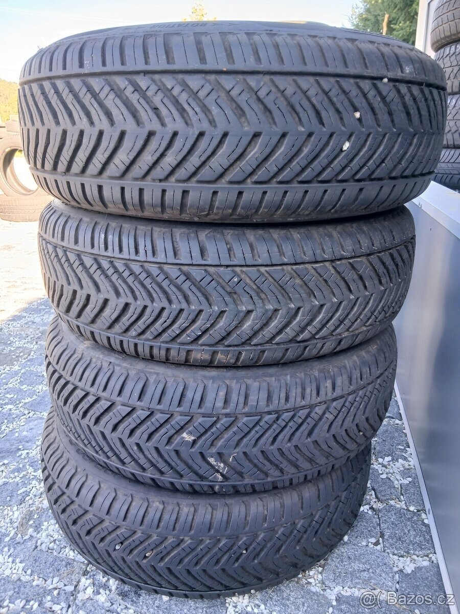 195/60/15 celoroční pneu 195/60 R15