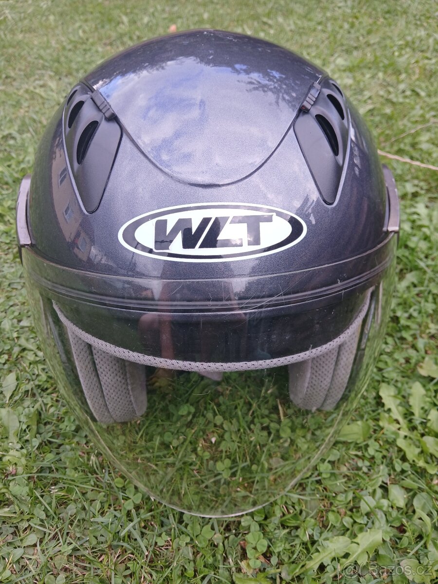 Prodám helmu na skutr vel. L (59-60cm),