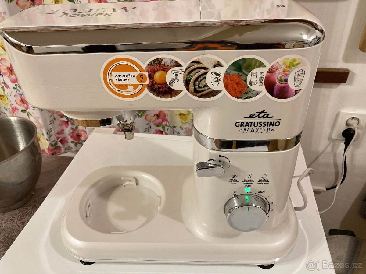 kuchyňský robot ETA Gratussino Maxo II