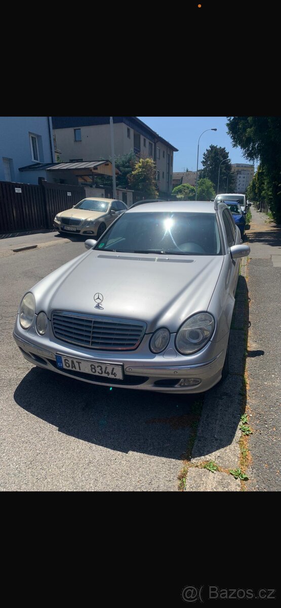 Mercedes E W211