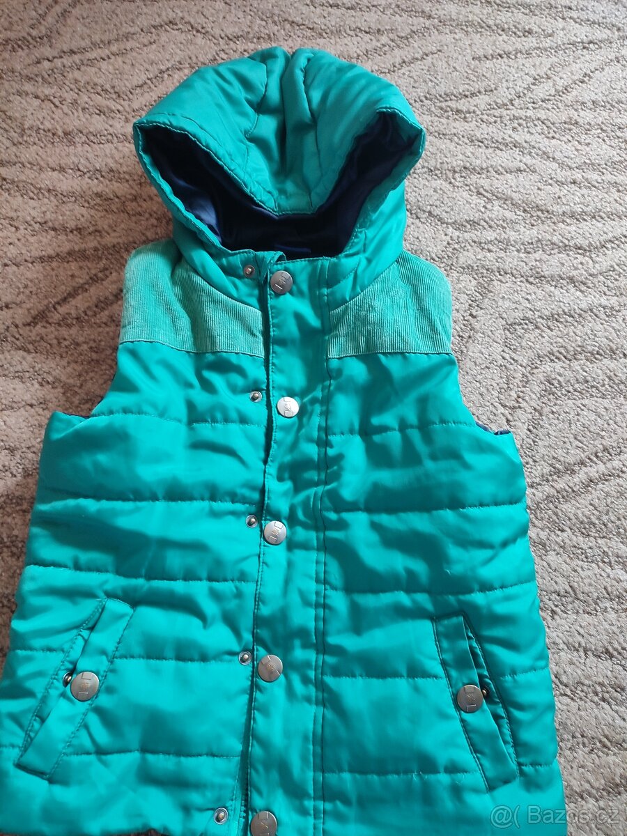 Zimní zateplená vesta 110/116