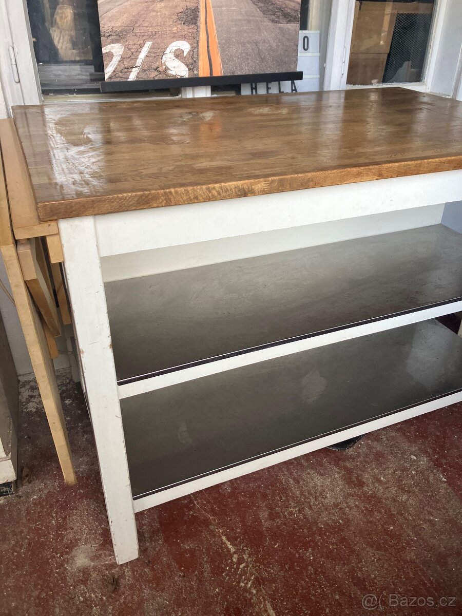 Stůl ikea