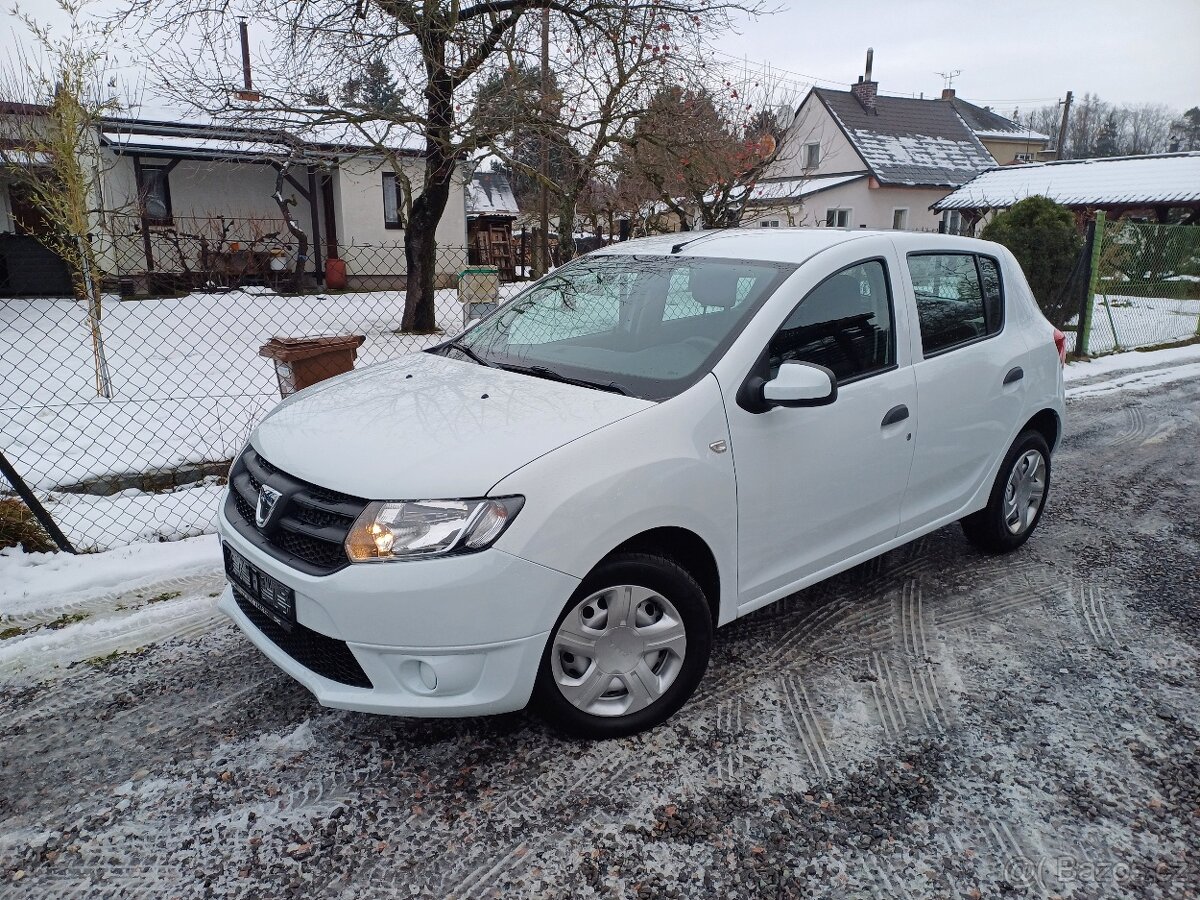 1.majitel Dacia Sandero 1.2....71400km