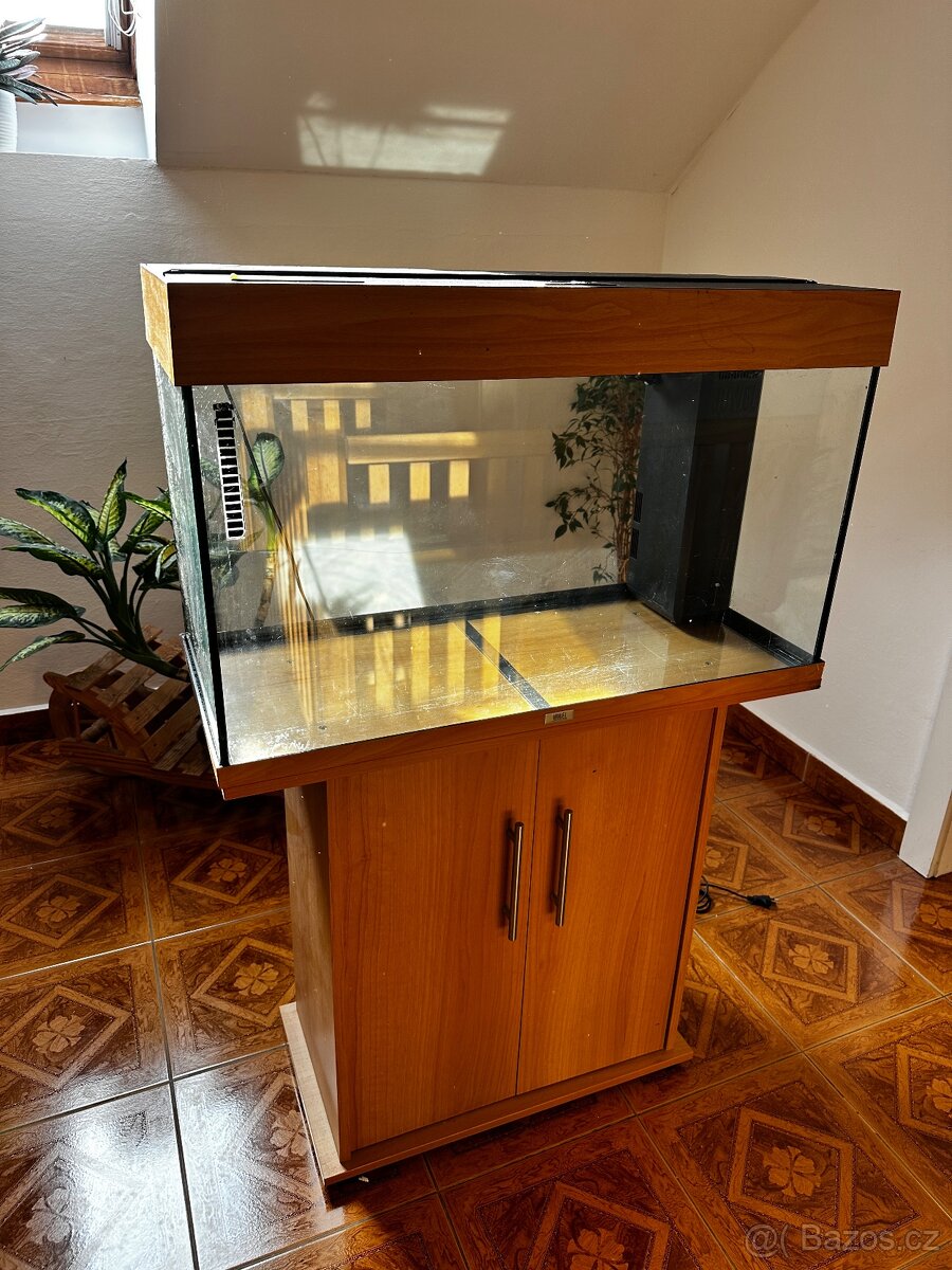 Prodám akvárium JUWEL 125 litrů