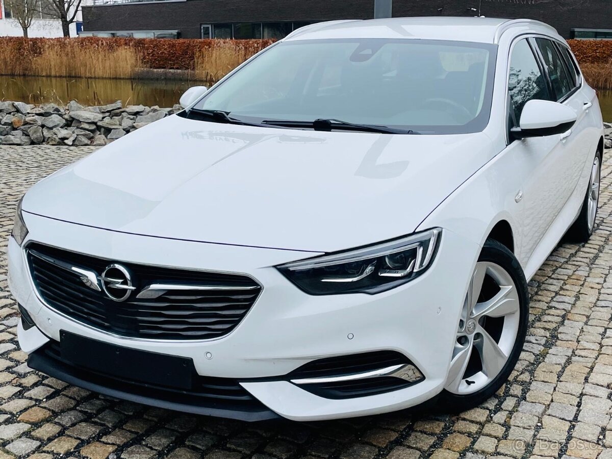 Opel Insignia 2.0CDTi 125KW MANUÁL KAMERA VÝHŘEV SERVISKA