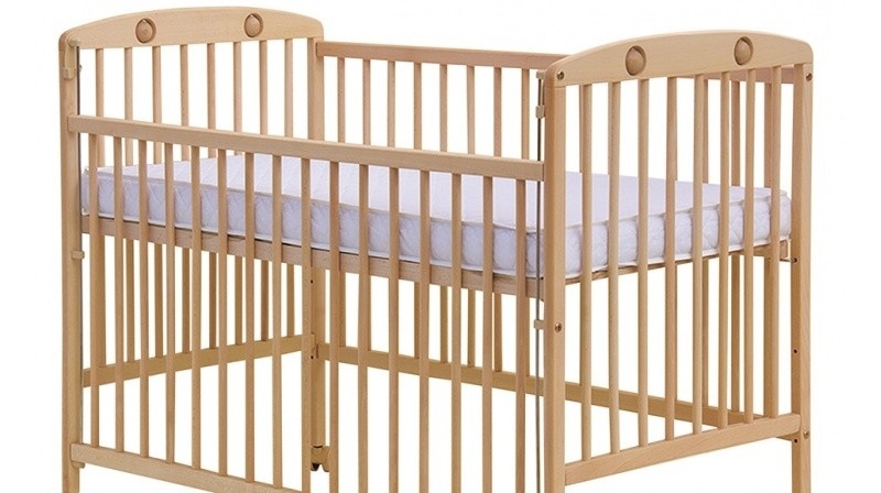 Postýlka 120 x 60 + matrace + mantinel