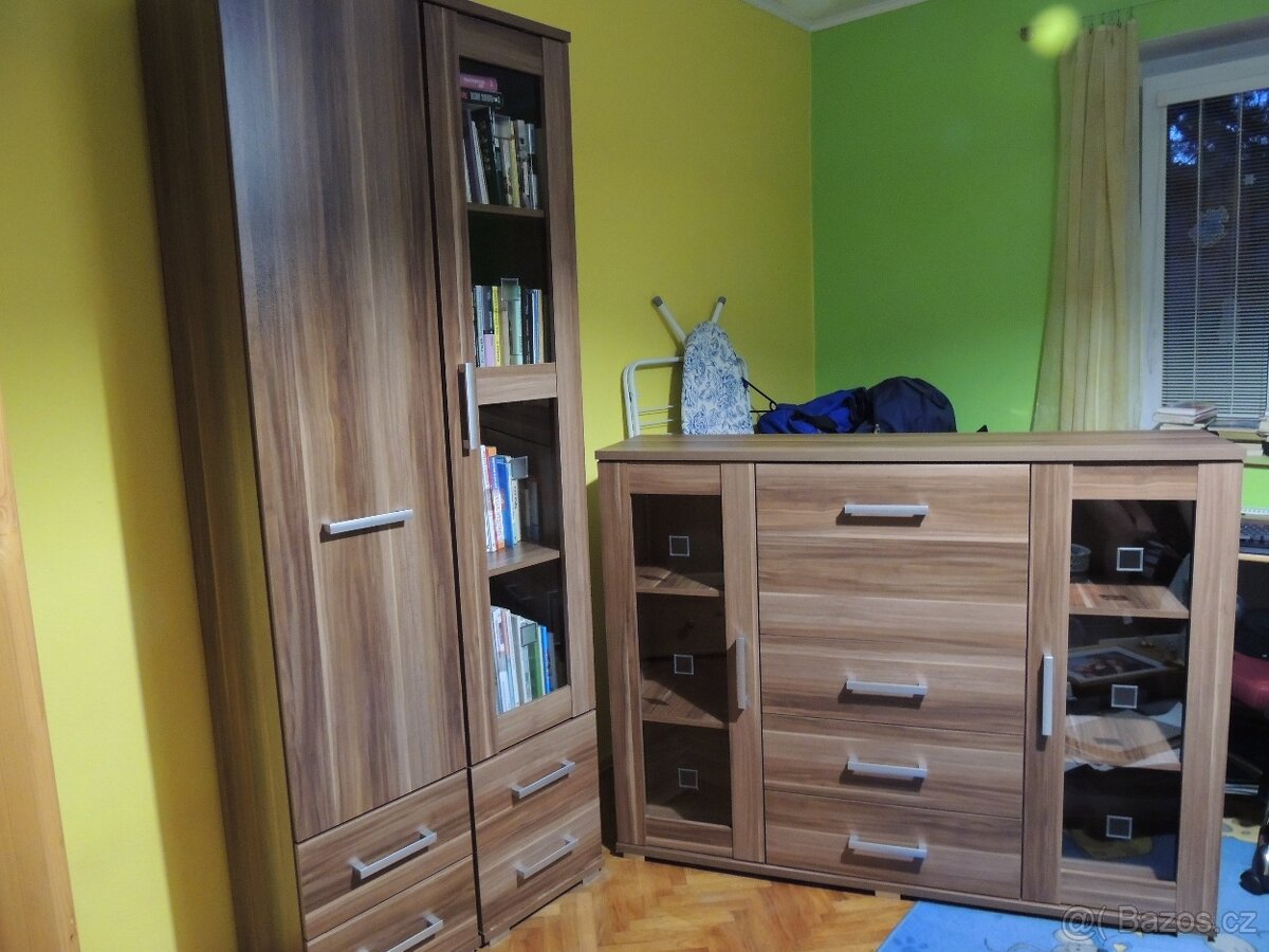 Prodám komplet nábytku