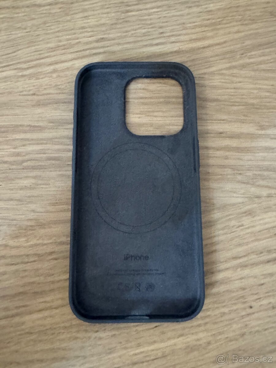 Apple originální silikonový kryt na iPhone 15 PRO
