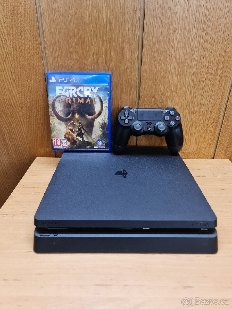 PlayStation 4 /500GB/ plus hra Far Cry