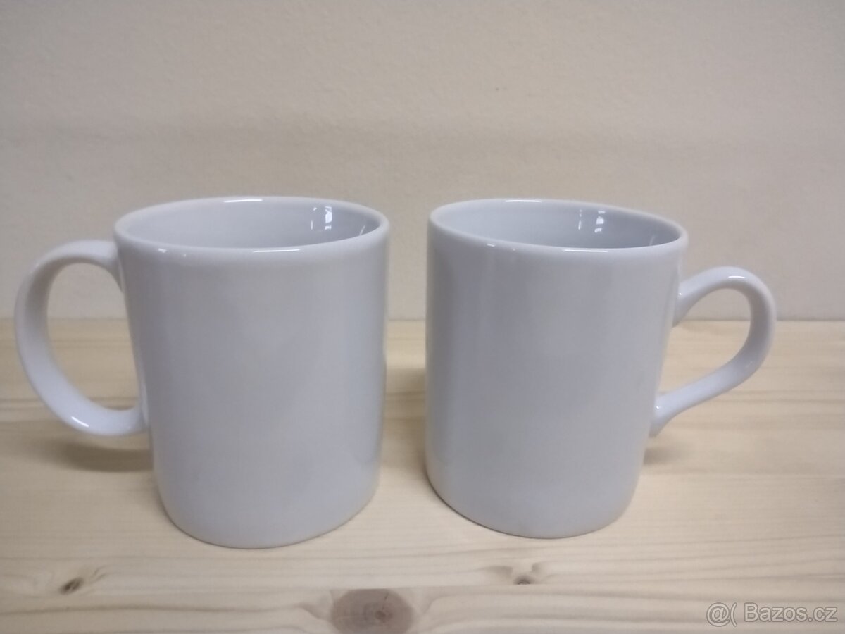 Porcelánový hrnek č.7 bez dekoru, v barvě bílá