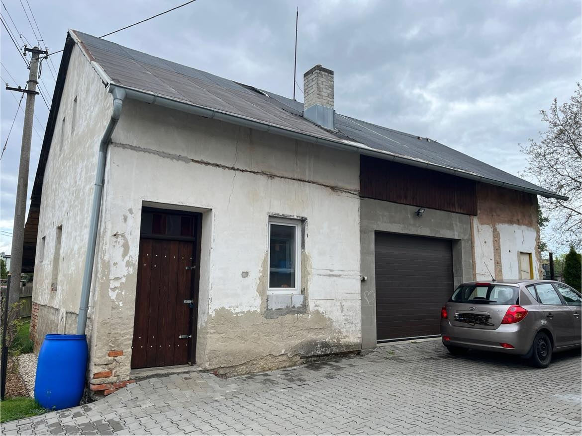 Pronájem skladu/servisu 96 m2, pozemek 200 m2, Krásné Pole