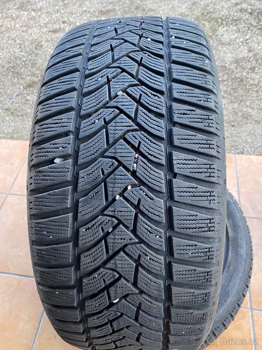 2x pneu 245/45R18