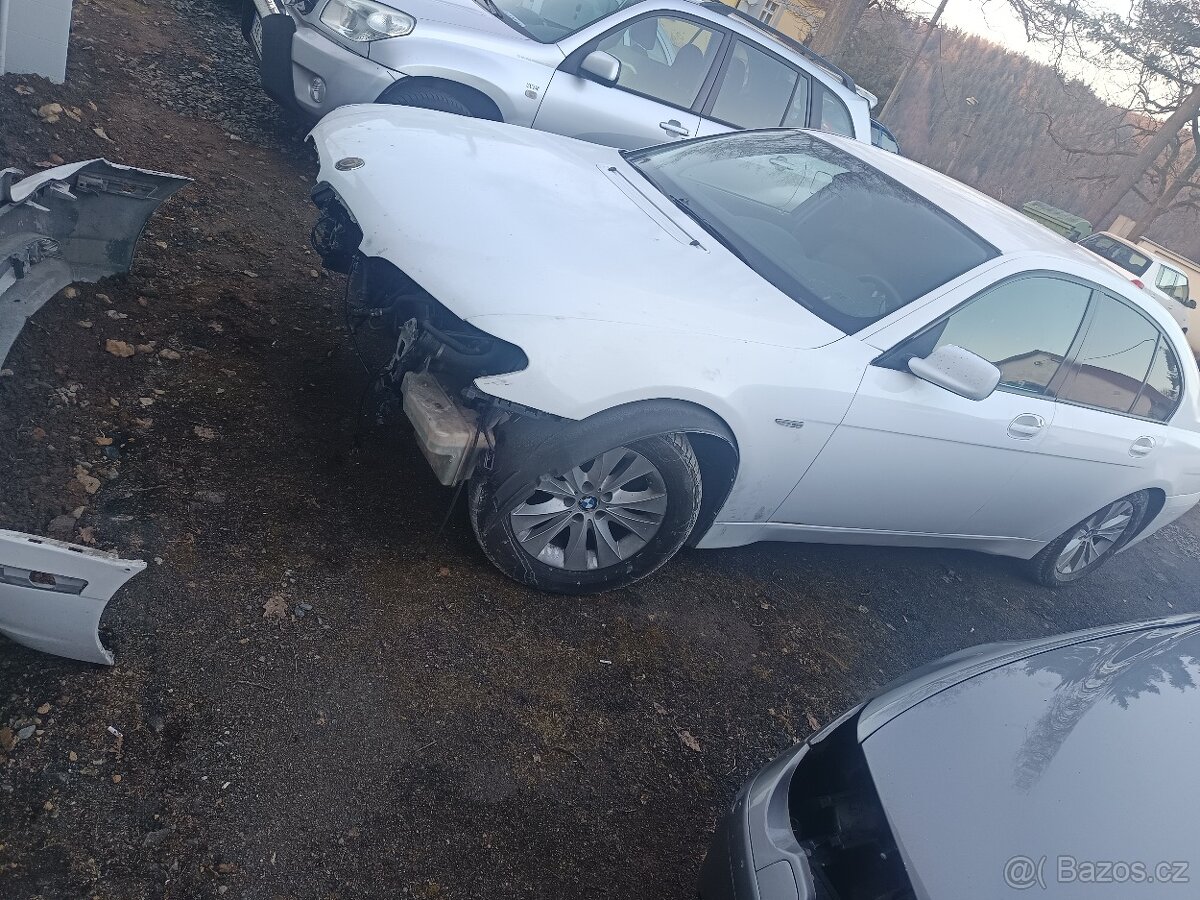 Díly BMW e65