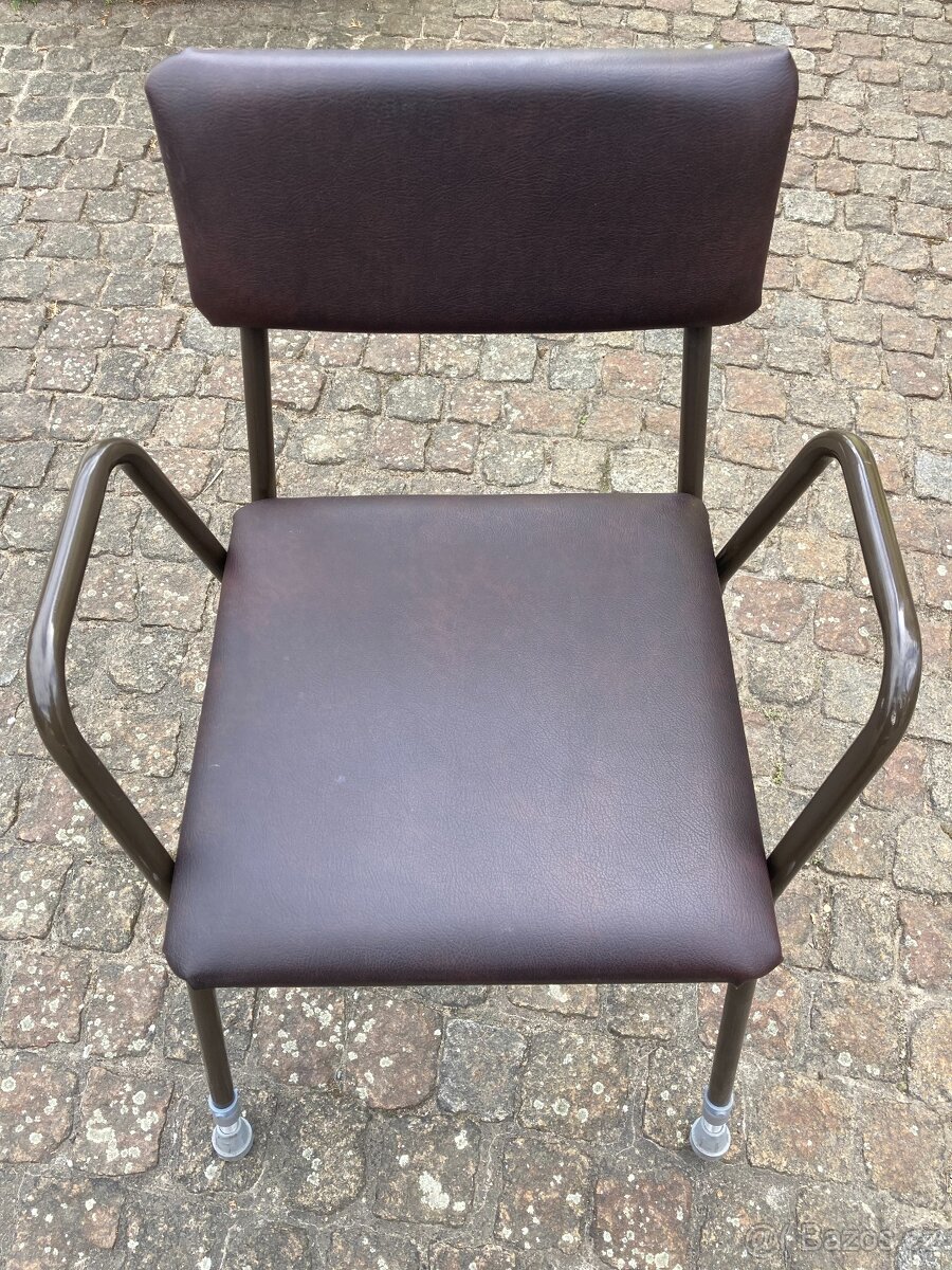 Prodám zdravotní křeslo klozetové