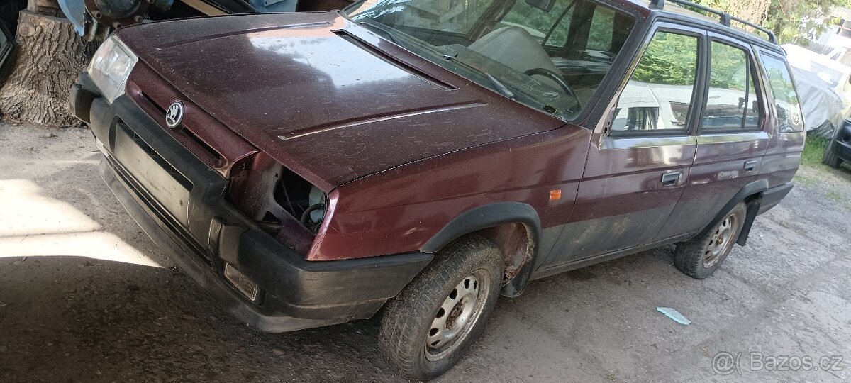 Škoda forman Solitaire.