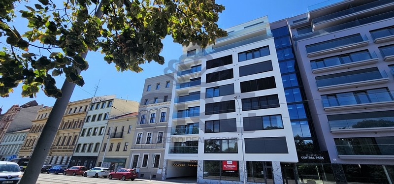 NABÍDKA PRONÁJMU LUXUSNÍHO BYTU 2+KK, BRNO – STŘED