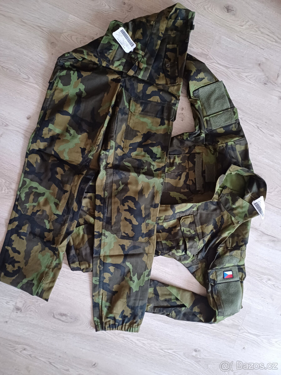 Celoroční uniforma AČR vz. 95