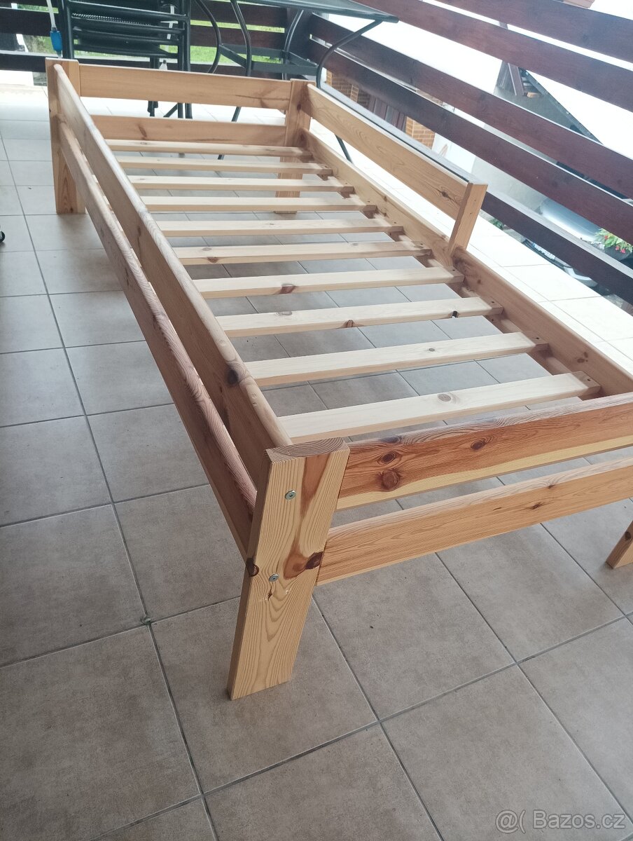 Postel dřevěná smrk 2ks