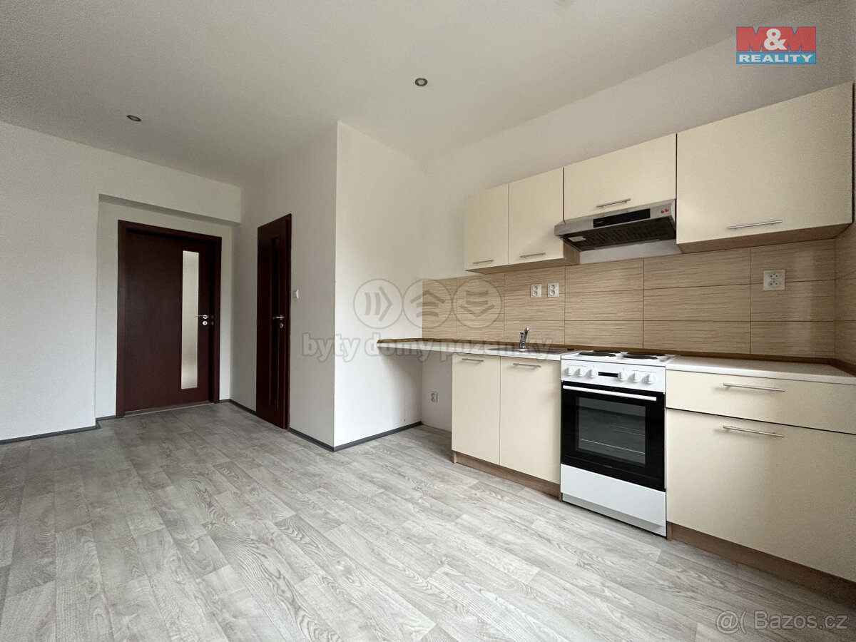 Pronájem bytu 1+1, 38 m², Chomutov, ul. Kadaňská