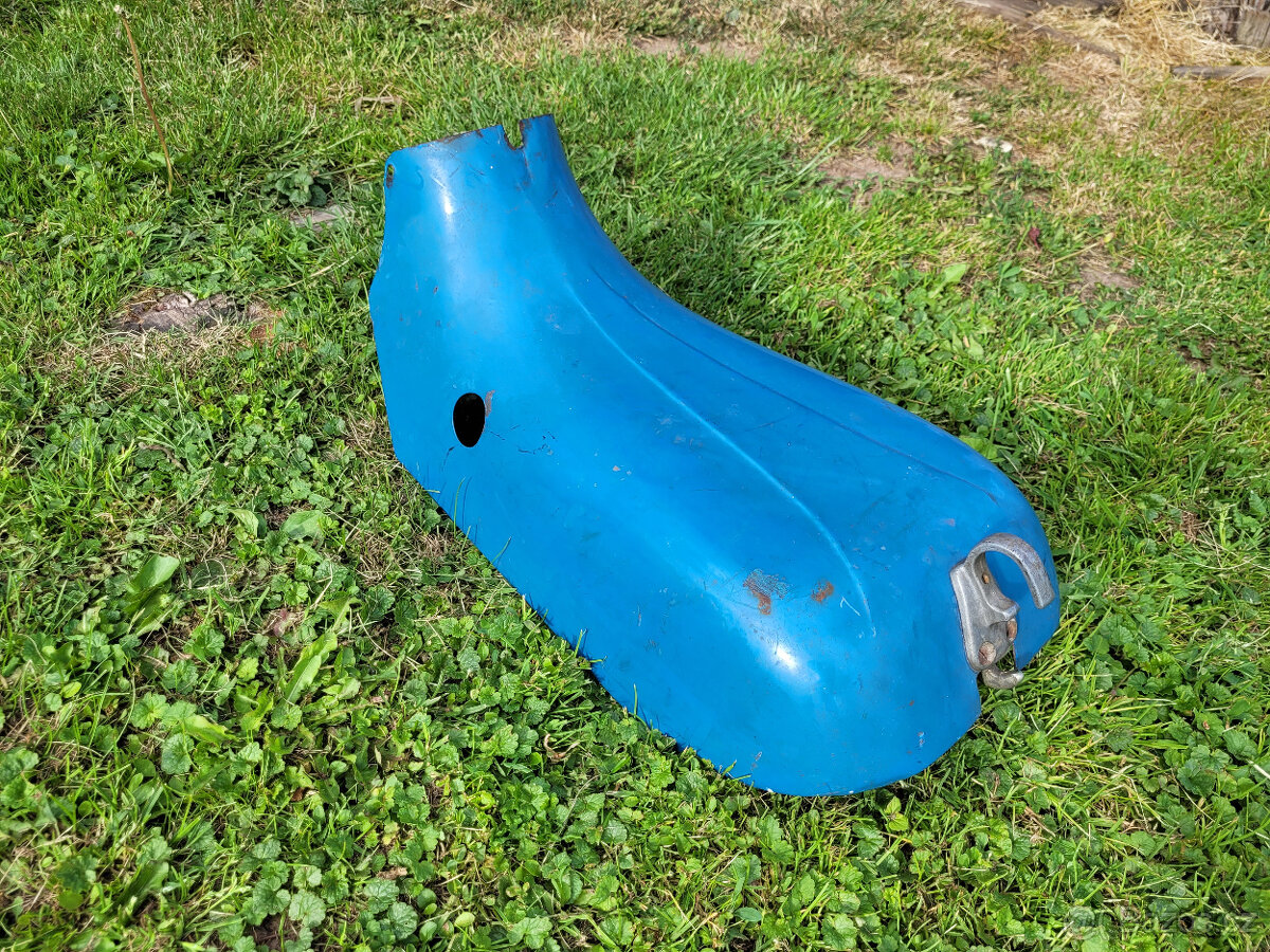 Jawa pionýr a pařez 555